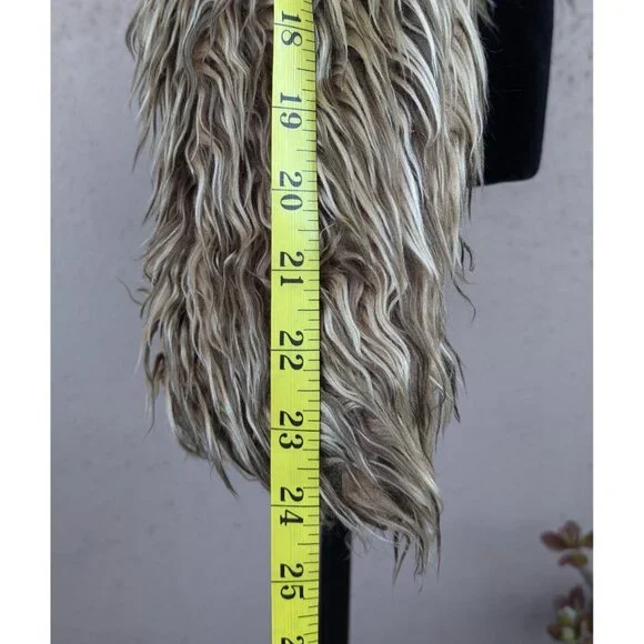 💜Blanc Noir Faux Fur Jacket - Picture 8 of 8